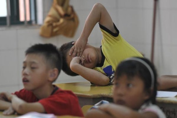 宏发证券 请不要用恐吓的方式去教育孩子